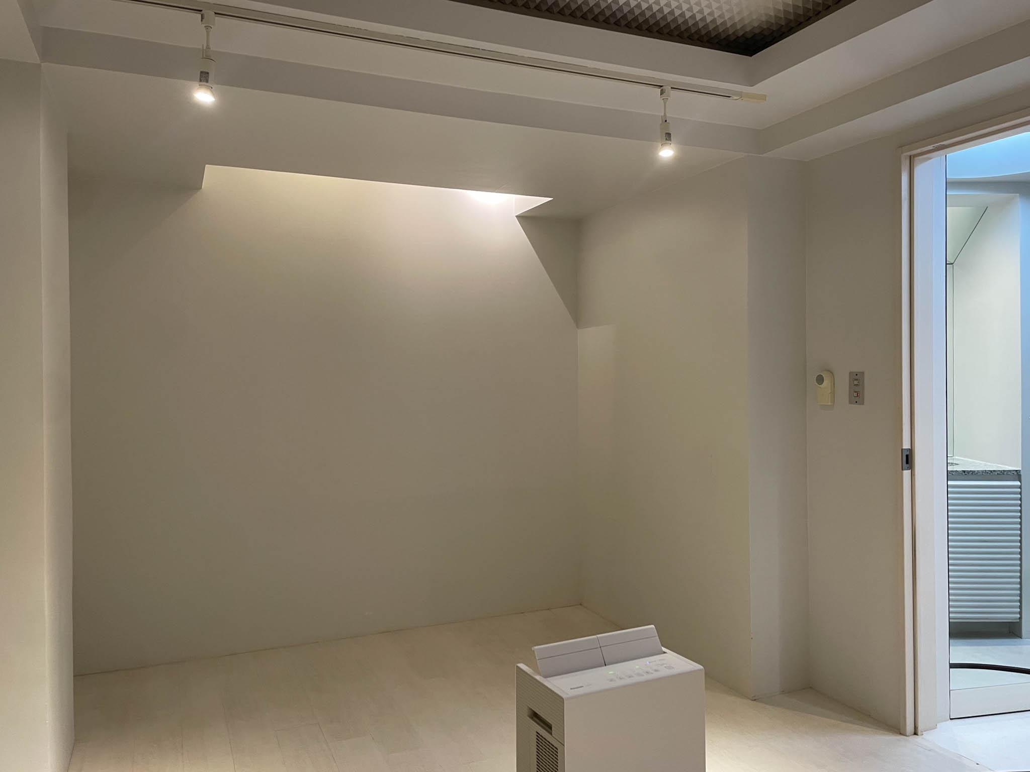 渋谷区大山町の賃貸物件/地下1階の洋室。この部屋には自然光は入りません