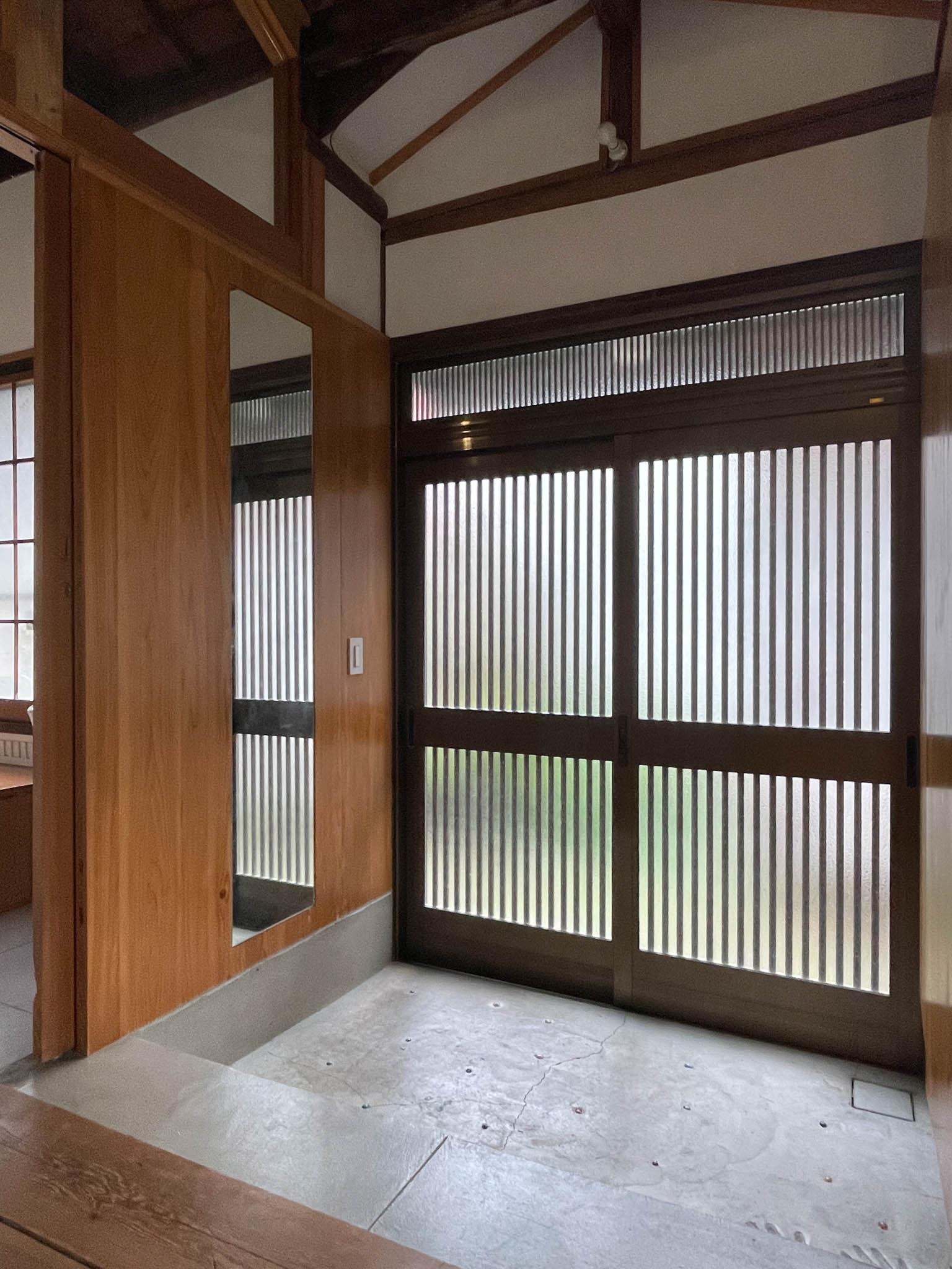 中野区上高田の賃貸物件/玄関のしつらえもいい