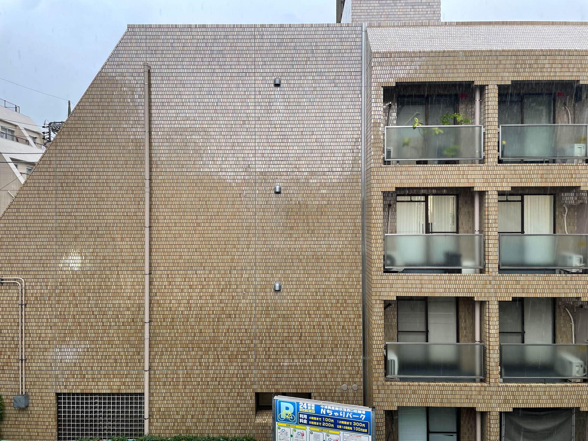 杉並区荻窪の賃貸物件/窓からの景色はマンション、抜けはありません