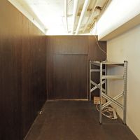 文京区白山の賃貸物件/物置スペース、正面の壁が外れるようになってます