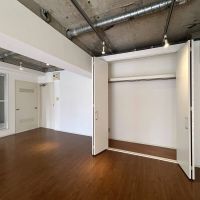 新宿区新宿の賃貸物件/クローゼットに荷物をまとめ室内はすっきりさせたいところ
