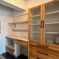 江東区南砂の賃貸物件/後ろには作業台と造作の収納があります