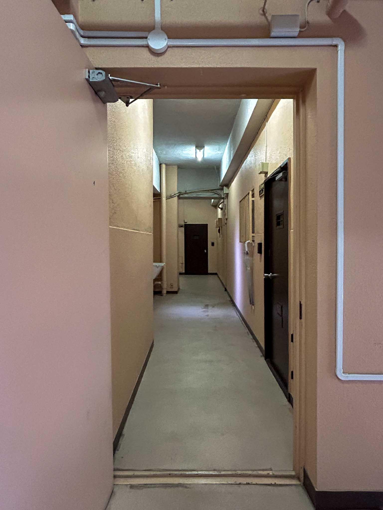 世田谷区三軒茶屋の賃貸物件/共用廊下