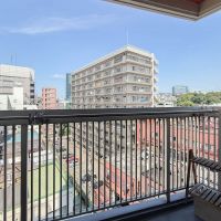 目黒区青葉台の売買物件/北東側のバルコニー