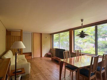 多摩市永山の売買物件/緑に包まれる戸建て
