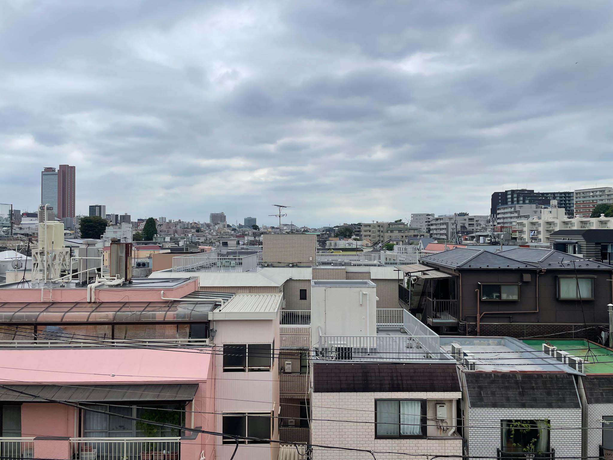 世田谷区三宿の賃貸物件/5階なので、この眺望。すっきりと抜けています