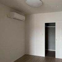 世田谷区三宿の賃貸物件/4.4畳の洋室。こちらは寝室に

