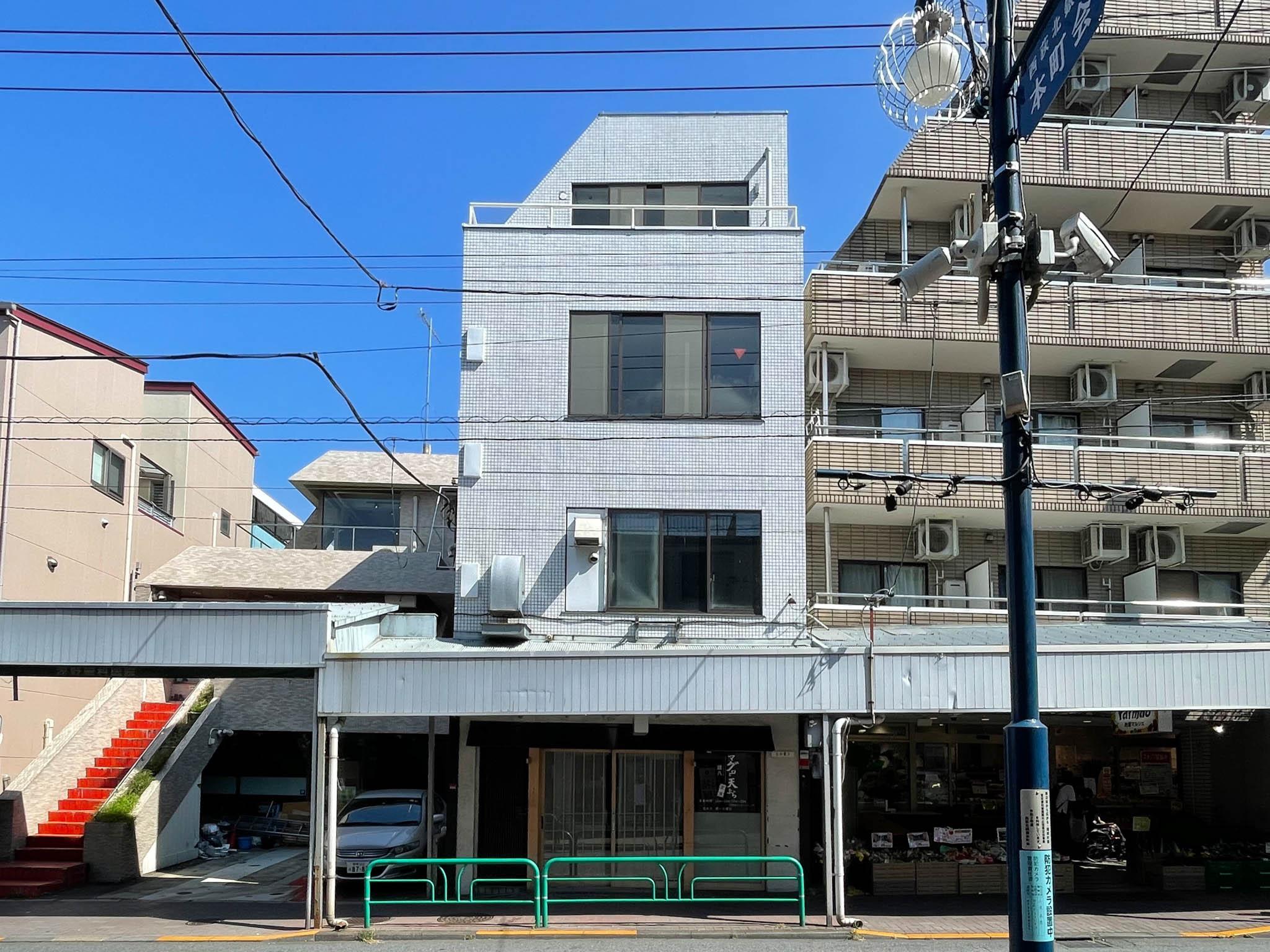 杉並区西荻北の賃貸物件/荻窪駅北口から徒歩3分、北銀座通り沿いの1棟