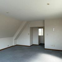 杉並区西荻北の賃貸物件/4階：北側の壁は斜めになっています