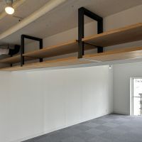 港区南青山の賃貸物件/天井の裏側に小ぶりな収納がついています