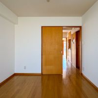 世田谷区野沢の賃貸物件/ベッド以外に棚やデスクも置けそうな広さ
