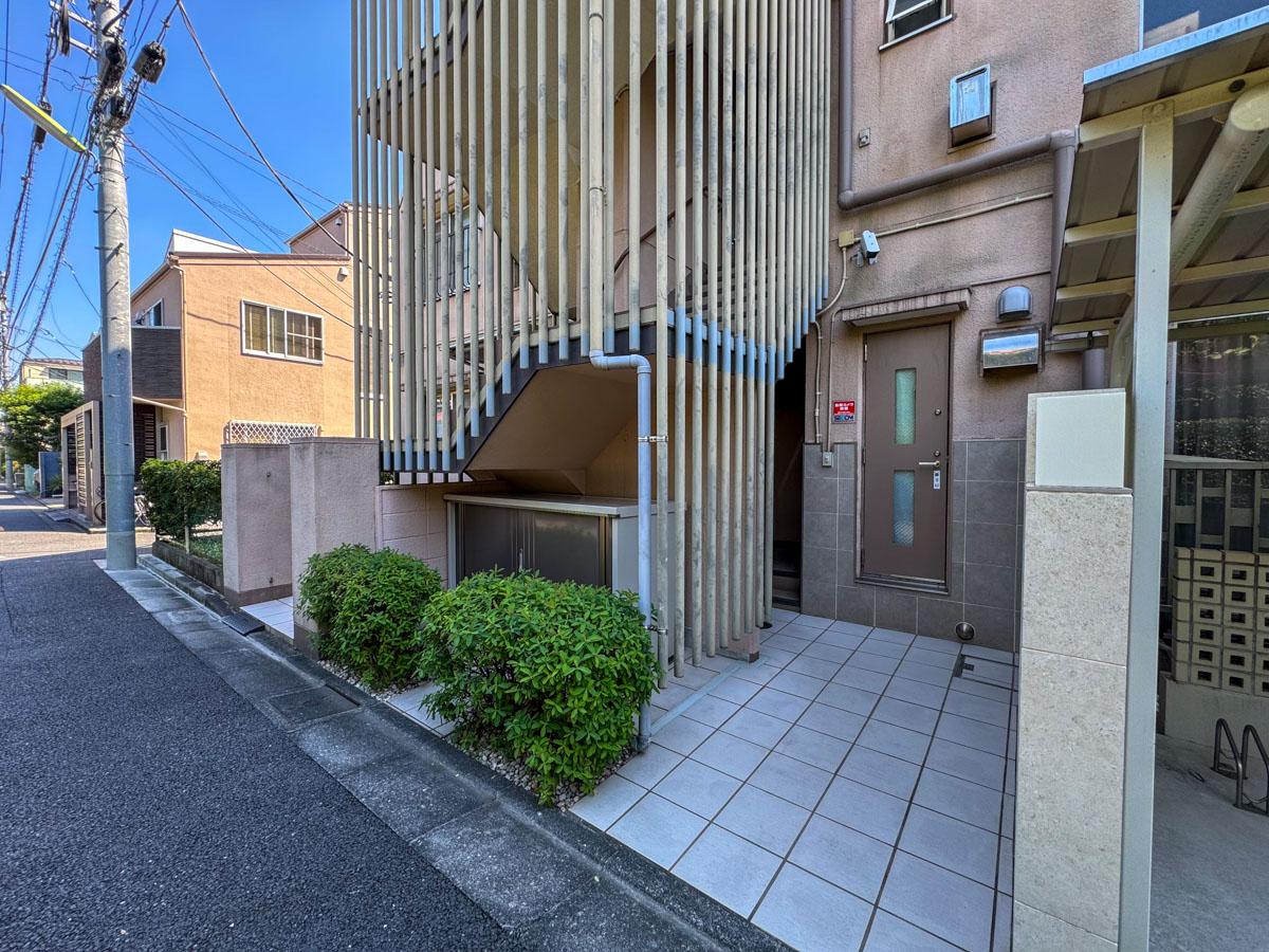 世田谷区野沢の賃貸物件/出入り口