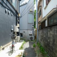 渋谷区広尾の売買物件/奥に進むと建物が見えてくる