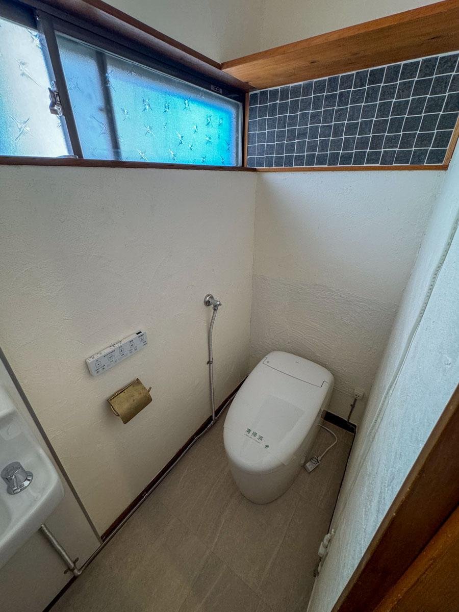 江戸川区東小岩の賃貸物件/2階トイレ