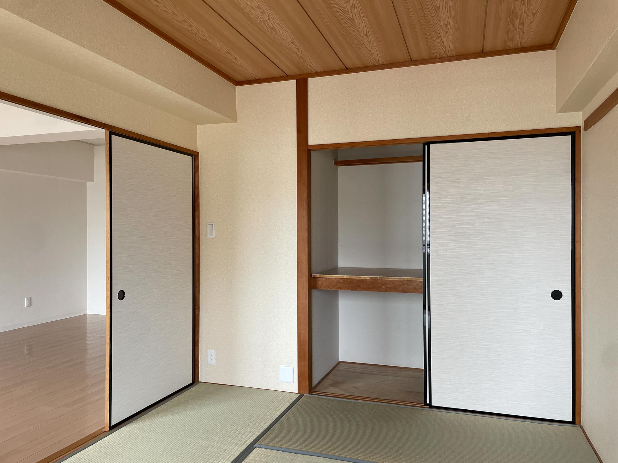 江戸川区小松川町の賃貸物件/和室の収納は押入れです