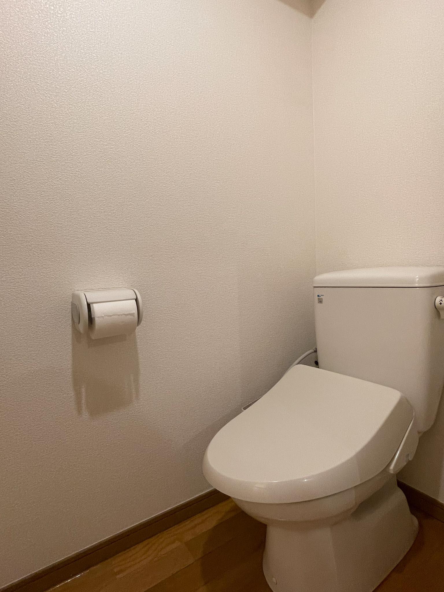 千代田区九段南の賃貸物件/トイレと洗面所は同室です