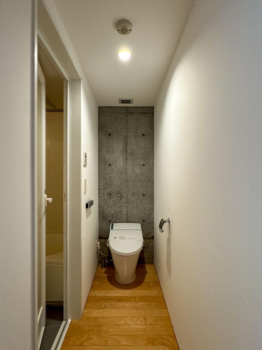 中野区本町の賃貸物件/トイレ兼脱衣所