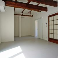 調布市富士見町の賃貸物件/202号室：こちらも南側の窓から光が入って、明るく爽やかな雰囲気