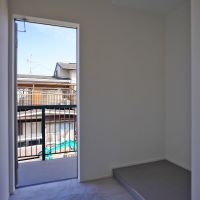 調布市富士見町の賃貸物件/202号室：どの部屋も玄関に靴収納がないのでご自身でご用意いただく必要があります