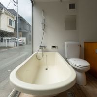 中野区上高田の賃貸物件/浴槽横にトイレ