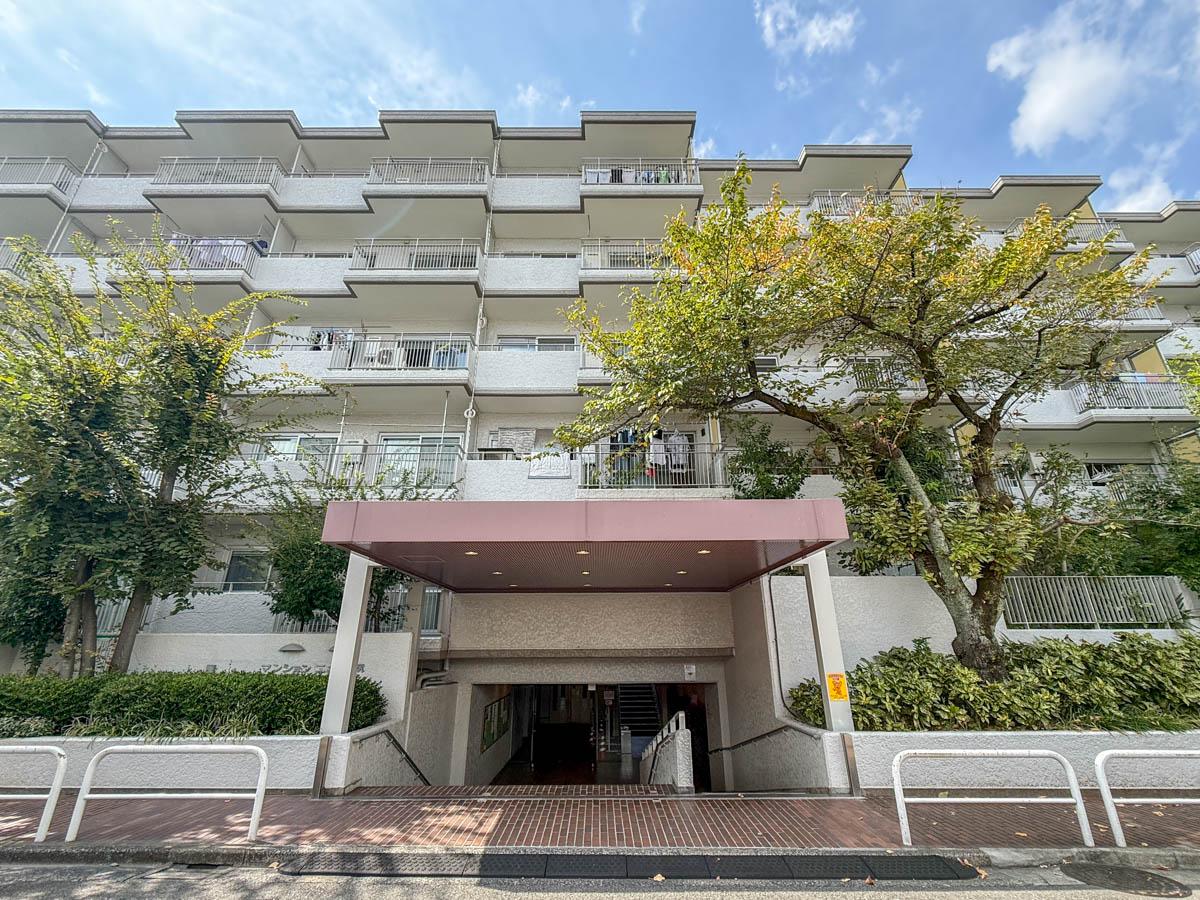 世田谷区池尻の売買物件/エントランス