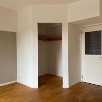 江戸川区瑞江の賃貸物件/リビングの角に斜めにウォークインクローゼットがあるのがかわいいと思ってしまいます