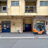 新宿区築地町の賃貸物件/建物を南側からみる