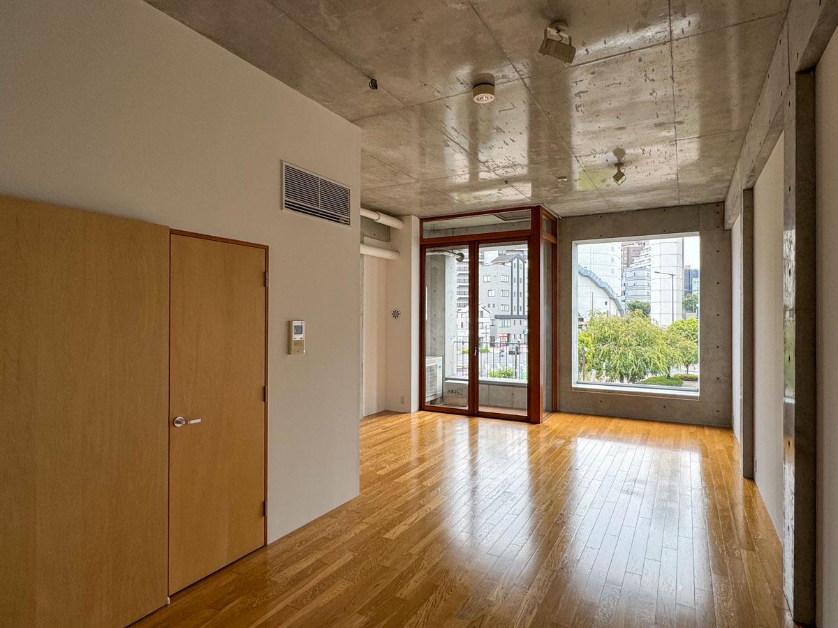 中野区本町の賃貸物件/303号室。こちらはクセがなく、使いやすそうな間取り