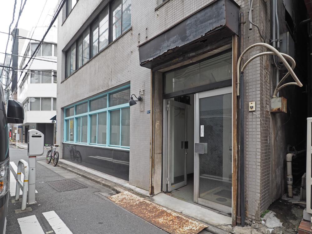 中央区日本橋小舟町の賃貸物件/ビルの入口