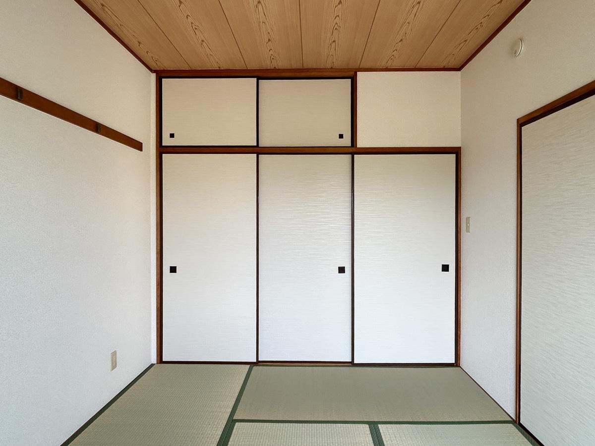 大田区南六郷の賃貸物件/和室には押し入れ収納がついてます。