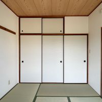 大田区南六郷の賃貸物件/和室には押し入れ収納がついてます。