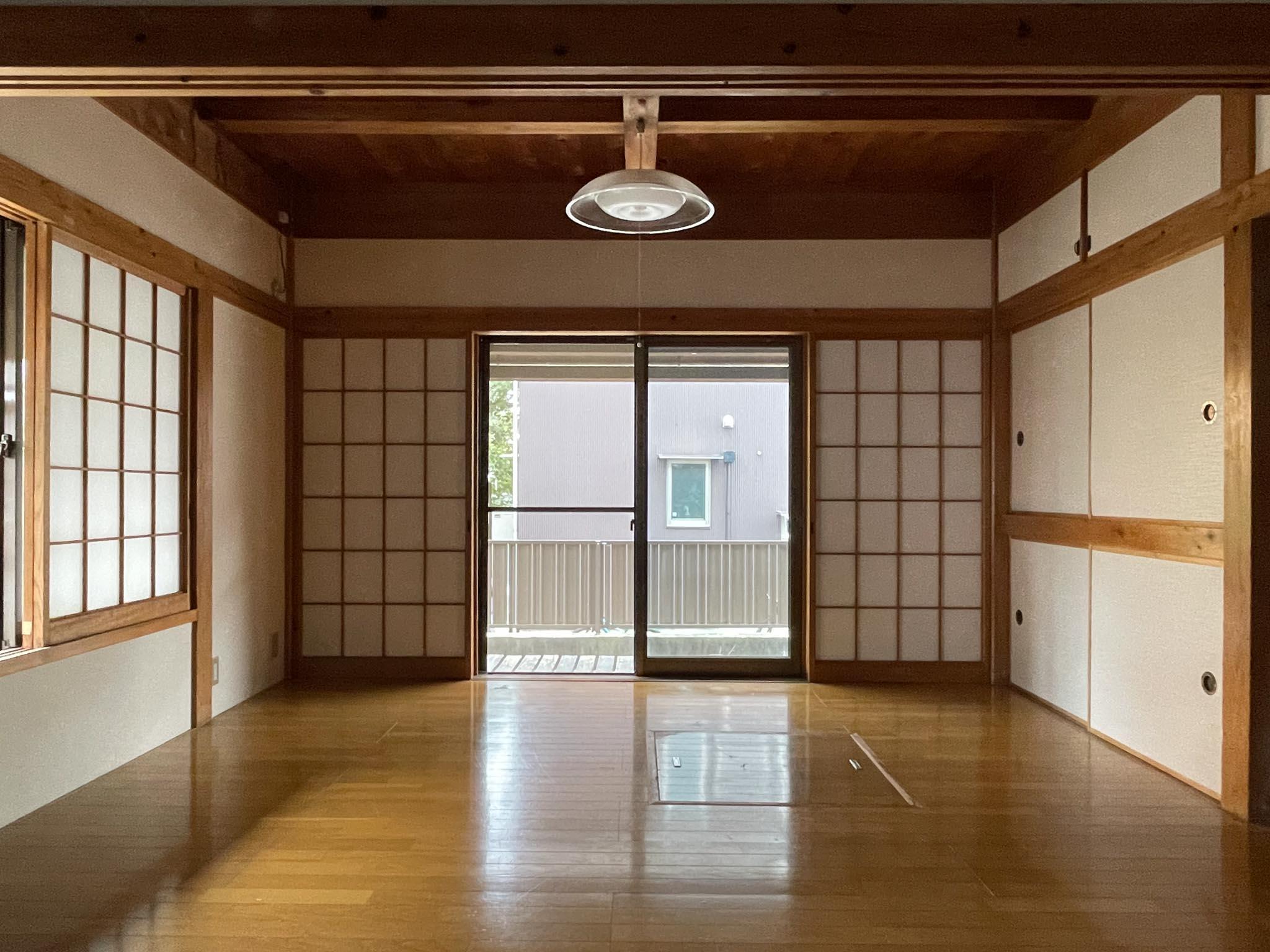練馬区錦の賃貸物件/下階、リビング：南に向かって