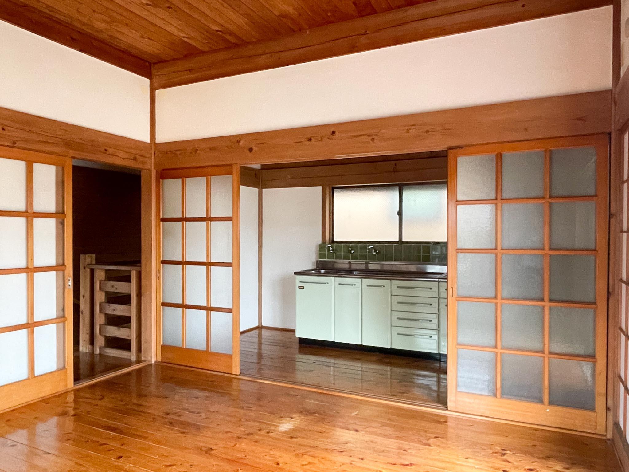 練馬区錦の賃貸物件/上階、8畳洋室：キッチンもあるので、セカンドリビングにいかがでしょう