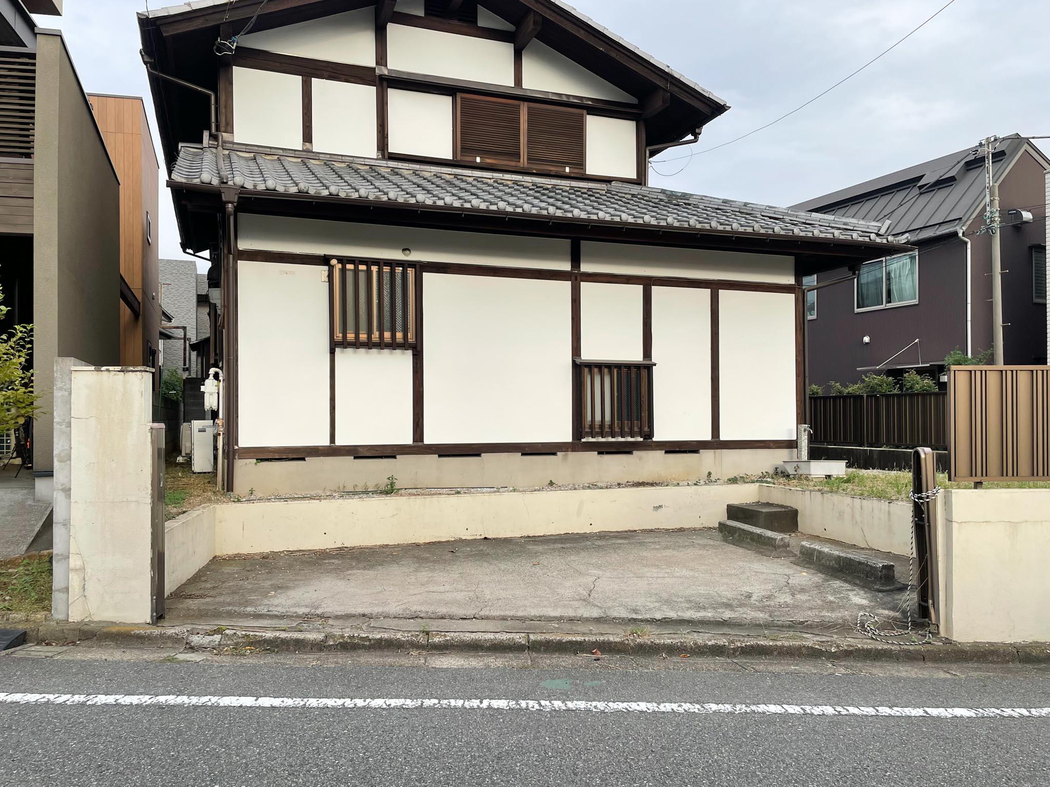 練馬区錦の賃貸物件/駐車スペースには斜めに入れます