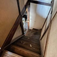 江東区福住の賃貸物件/1～2階の階段