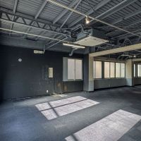 千代田区神田神保町の賃貸物件/南西側の窓際はしっかりと直射日光が入ります