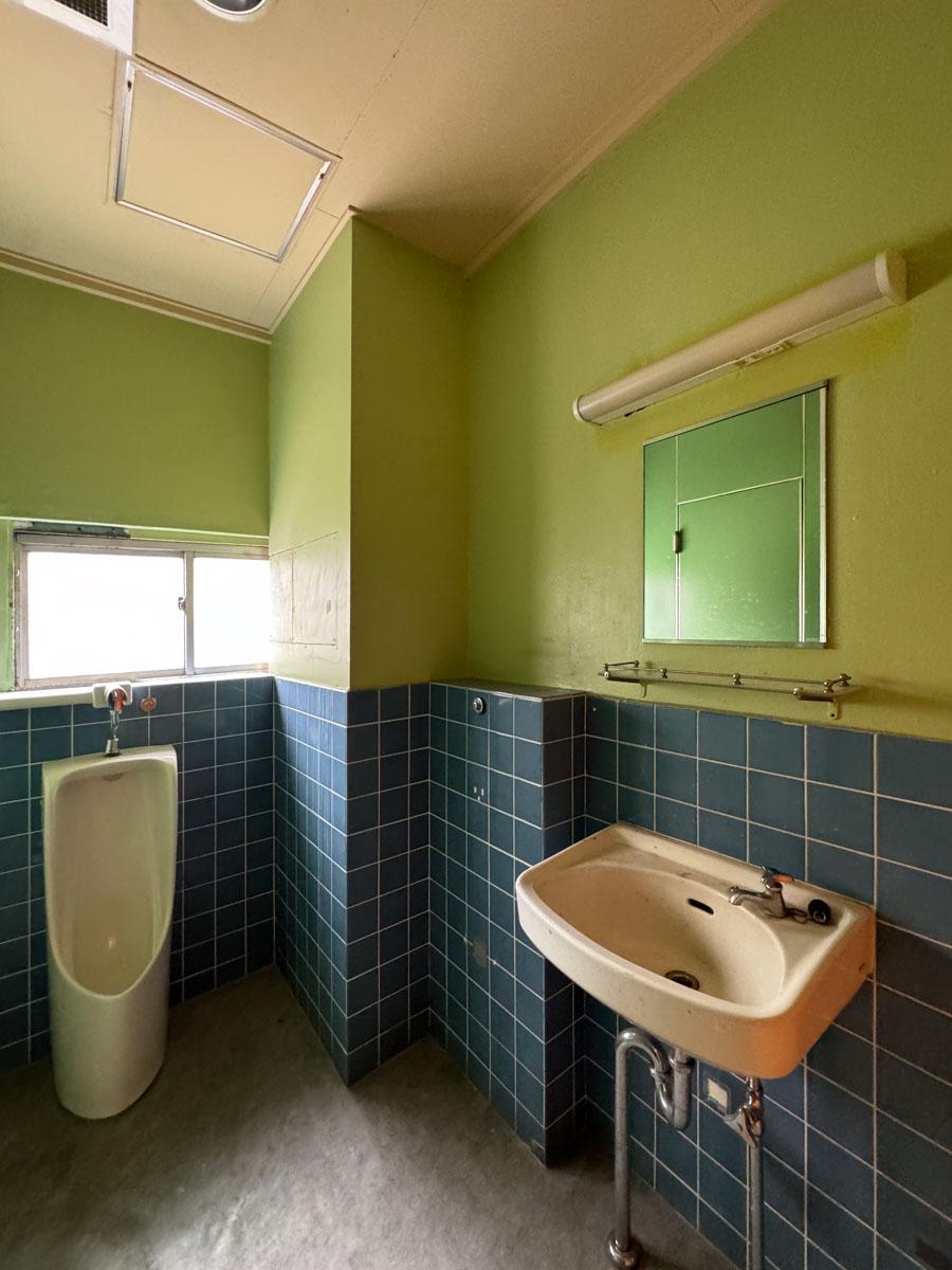 千代田区神田神保町の賃貸物件/トイレはだいぶボロです