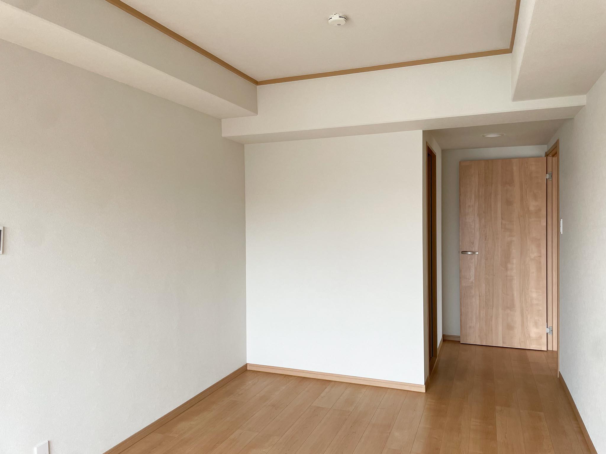 杉並区天沼の賃貸物件/8.2畳洋室：中にウォークインクローゼットがあります