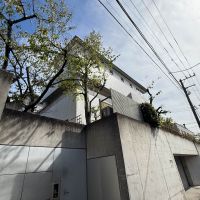 世田谷区代田の賃貸物件/入口はオートロックに