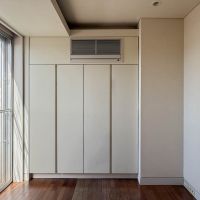 世田谷区代田の賃貸物件/こちらも収納付き。エアコンは壁に埋込式のデザイン