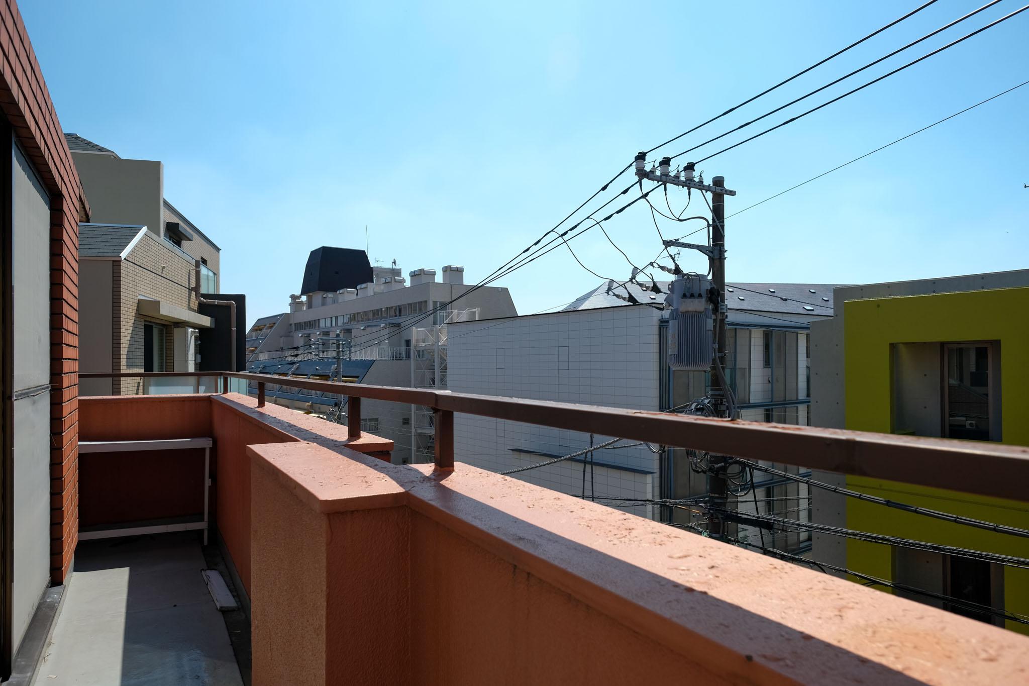 渋谷区代々木の賃貸物件/最上階ならではの眺め。空が近く、視線が抜ける