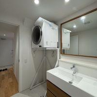 世田谷区経堂の売買物件/バルコニーがない分、乾太君が備え付け。洗濯の楽さに革命が起きるかもしれません