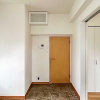 三鷹市下連雀の賃貸物件/玄関側をみる