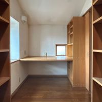 世田谷区砧の賃貸物件/２階書斎。ひとりで黙々と作業するスペースとして。