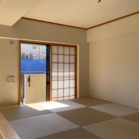 立川市高松町の賃貸物件/畳スペースの窓には障子。優しい光でお昼寝なんていいですね