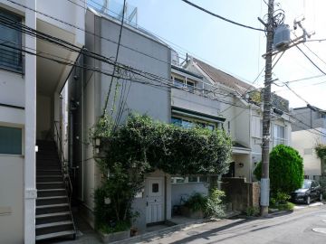 渋谷区神宮前の賃貸物件/造形作家の美学が宿る戸建