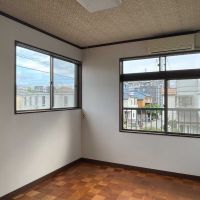 新宿区西落合の賃貸物件/上階、6畳洋室:カラッと明るい。最も日当たりがいい部屋です