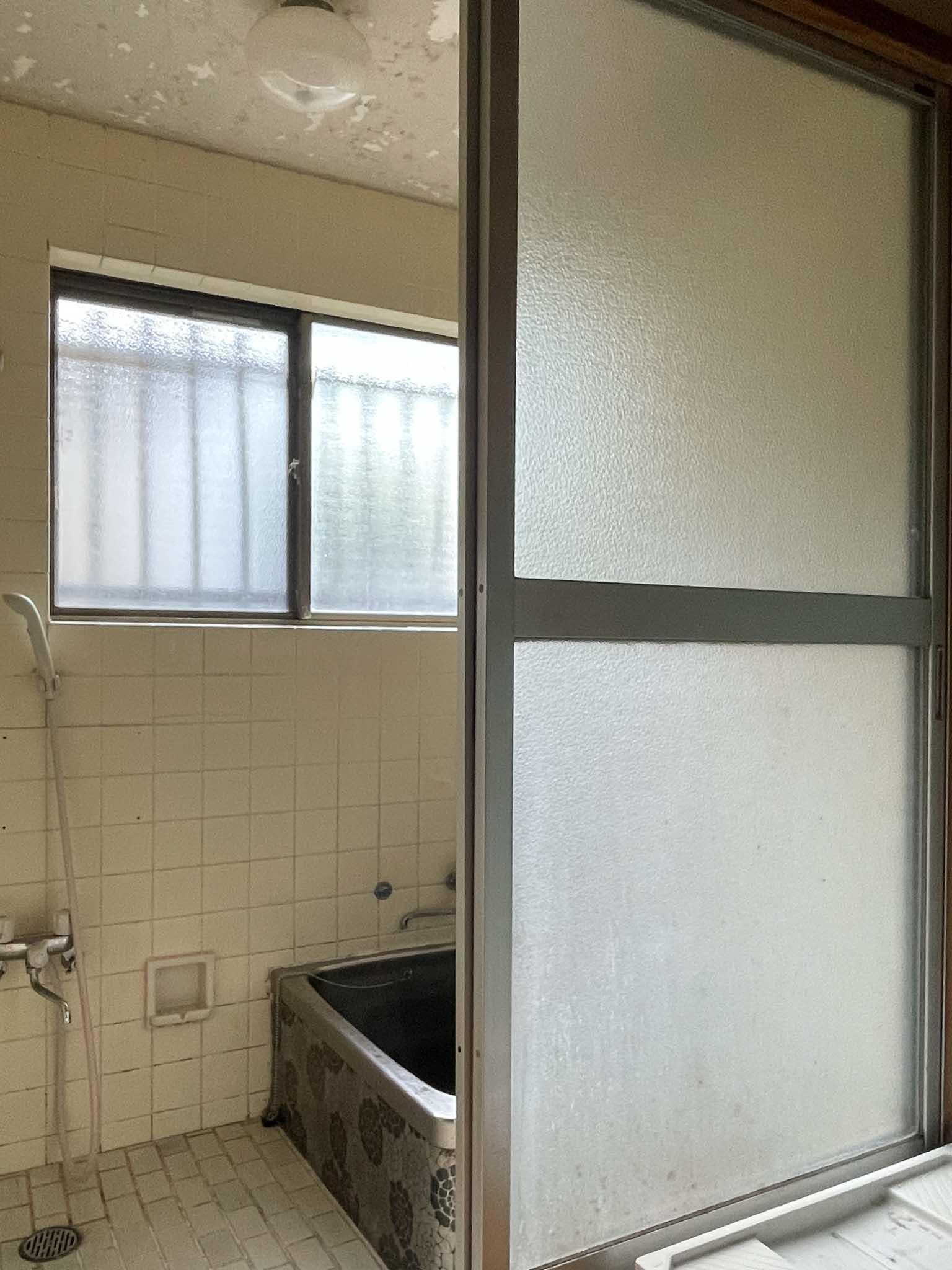 新宿区西落合の賃貸物件/下階:脱衣所に洗濯機置き場