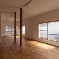 練⾺区下⽯神井の賃貸物件/別のアングルから。2階のお部屋にバルコニーはなく、お洗濯物は窓先に干す形です（2階）