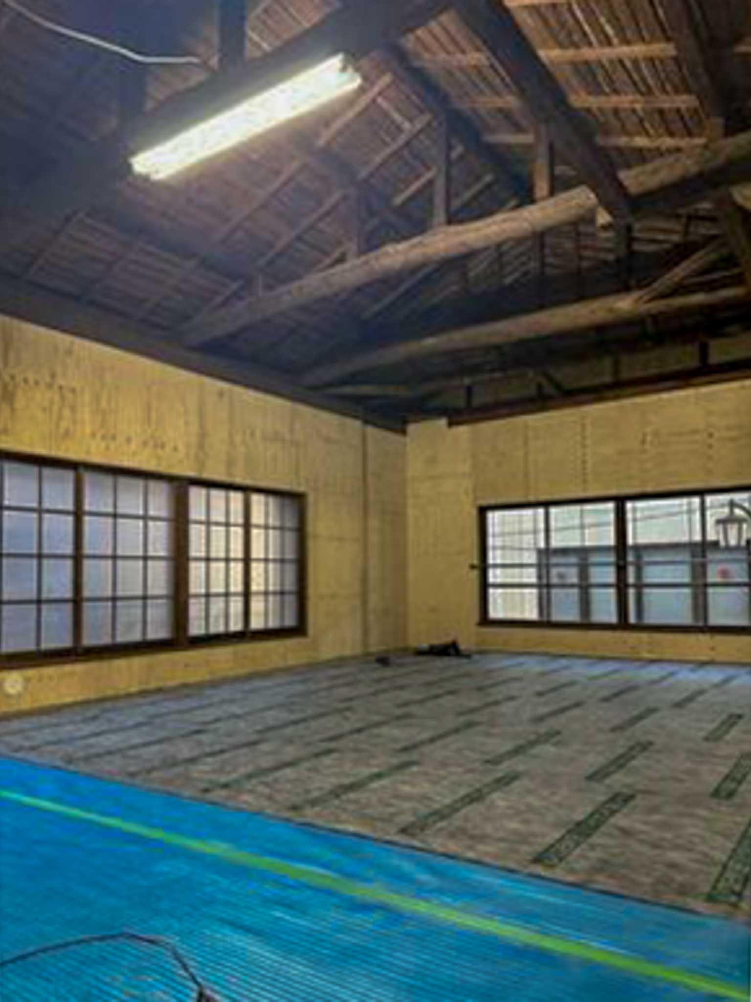 杉並区高円寺北の賃貸物件/玄関から商店街側をみる